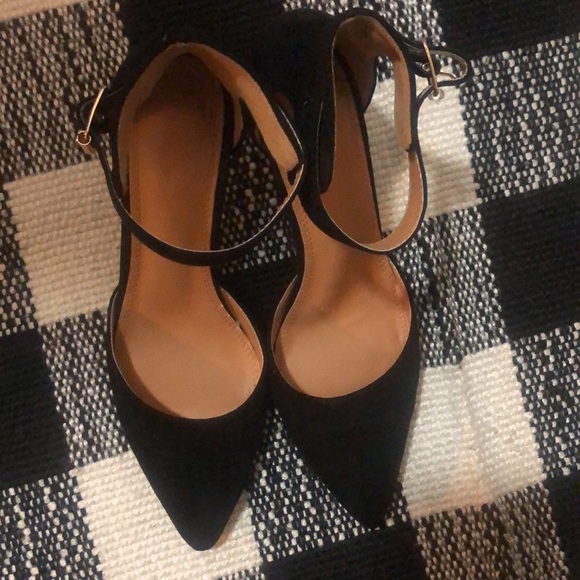 Black ankle strap SHEIN heels 👠 - Picture 7 of 7